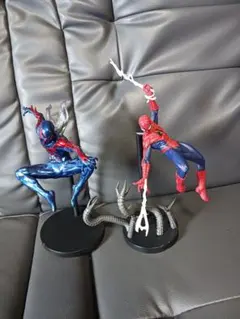 スパイダーマンフィギア 2体セットのサムネイル