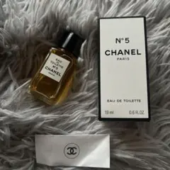 CHANEL N°5 オードトワレ 19ml シャネル 香水のサムネイル