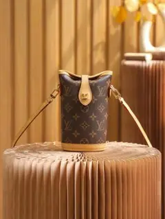Louis Vuitton モノグラムショルダーバッグ