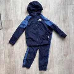 NIKE キッズ　フードつきウインドブレーカー