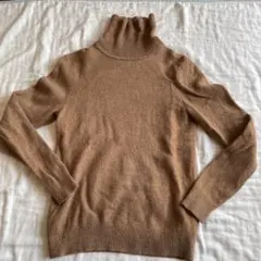 UNIQLOウール100% ブラウン タートルネックセーター