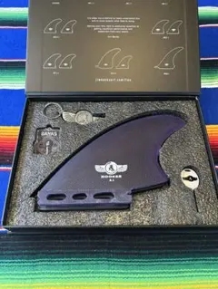 年度末SALE 9月27日まで！！ Jim Banks Fins QUAD1.1 - メルカリ