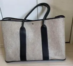 Item thumbnail for item e671b07f-4b37-4460-8d39-75c2ec52956b