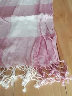 レディース　シフォン素材フリンジ付きストールショールスカーフ　ピンクチェック