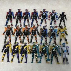 【21体大ボリューム】仮面ライダービルド BCR 可動フィギュア まとめ 21体大ボリューム】仮面ライダービルド BCR 可動フィギュア まとめ