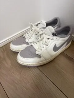 Nike Air Jordan 1 Low ホワイト/グレー