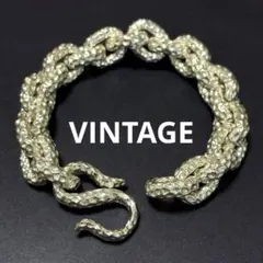 Item thumbnail for item cca9ea4f-7035-4b78-b5b5-f818b09fec82