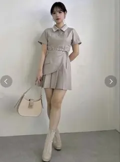 dazzlin グレー　ポロライクプリーツミニワンピース