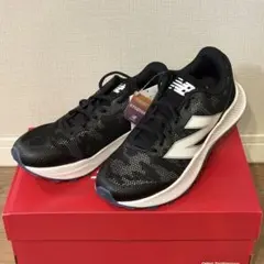 New Balance トレーニングシューズ　TY4040K7 23cm