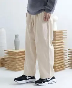 Item thumbnail for item 17a8cc9d-ca3e-4206-952b-931b343d4777