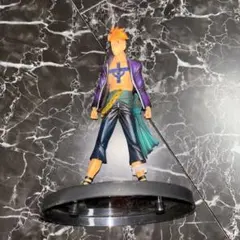 ワンピース フィギュア　マルコ