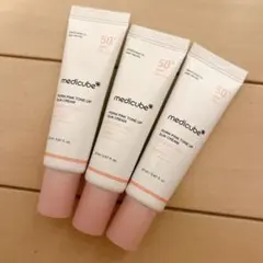 メディキューブ PDRN Pink Tone Up Sun Cream 3本のサムネイル