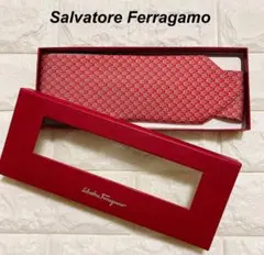Salvatore Ferragamo ネクタイ レッド ガンチーニ柄