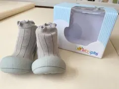 Attipas グレー ポンポン付きファーストシューズ【新品・未使用】