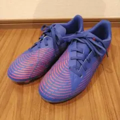 サッカーシューズ 　Predator