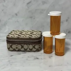 美品 COACH コーチ 薬ケース ピルケース ポーチ 小物入れ キャンバス