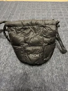 TAION ブラック ショルダーバッグ