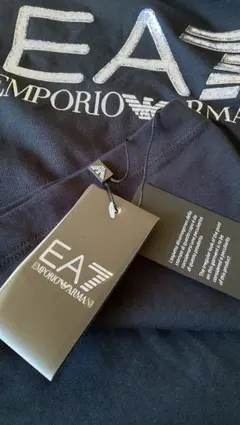 【新品】エンポリオアルマーニ  Tシャツ