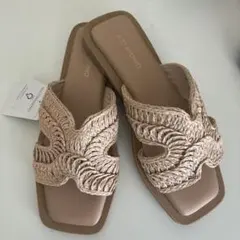 [新品]OPAQUE.CLIP レディース サンダル ベージュMサイズのサムネイル