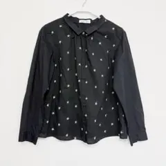 【新品同様】GreadyBrilliantスター刺繍シャツブラウス ブラックMのサムネイル