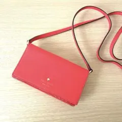 kate spadeショルダーバック 未使用　スマホ　カード収納　パスケース美品