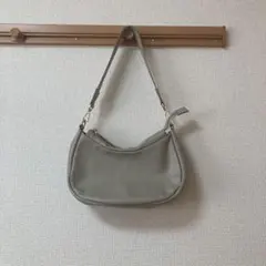 russet ラシット　ワンショルダーバッグ ハーフムーン シボ革 グレージュ