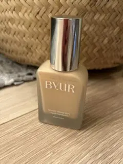 BYUR リキッドファンデーション　#21