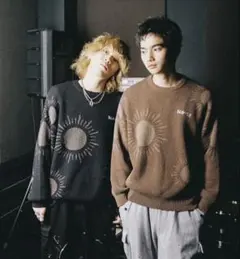 BADWAY 太陽模様 ニットセーター グレー