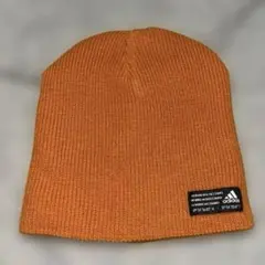 adidas ニット帽 ビーニー オレンジ