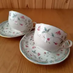 《美品》送料込み匿名配送 ノリタケNoritakeティーカップセット花更紗
