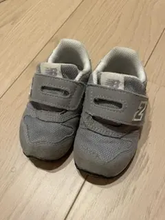 New Balance グレー スニーカー　12.5センチ