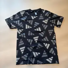 アディダス　Tシャツ　新品のサムネイル