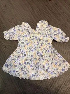 プティマイン　花柄ワンピース　ロンパース　80サイズのサムネイル