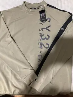 美品 SY32 モックネックシャツ 総柄ロゴネーム ブラック 速乾 L ロゴ