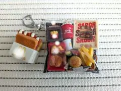 ガチャ詰め風ポーチ　キャンディーバッグキーホルダー　バーガーセット【A】