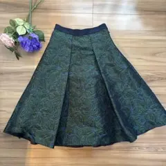 【美品】nano & co 花柄ジャガード フレアスカートのサムネイル