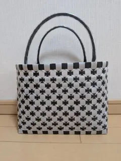 上質 プラかごバッグ PonA-worksハンドメイド - メルカリ