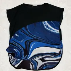 ISSEY MIYAKE プリント フレンチスリーブ トップス 2 日本製 総柄のサムネイル