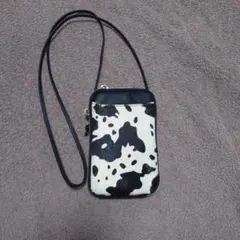 牛柄スマホショルダーバッグ