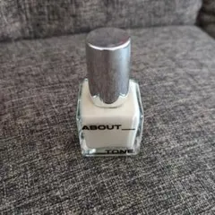 アバウトトーン スキンレイヤーフィットファンデーション 21 ウォームライト