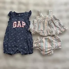 babyGAP ロンパース ＆ ストライプ柄 キャミソール ブルマセットのサムネイル