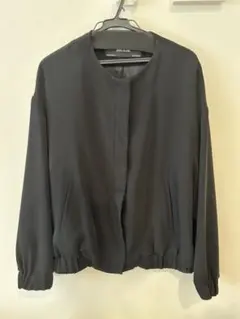 ZARA ノーカラー ブラックジャケット