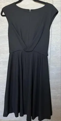 結婚式・パーティー用ワンピース(黒)(ノースリーブ)