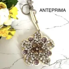 美品⭐︎アンテプリマ⭐︎大きな花型キーホルダー チャーム ビジュー/ラインストーン