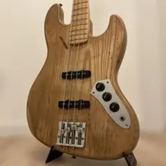 Fender JAPANジャズベースJB75 Eシリアル　バダス オイル仕上げのサムネイル