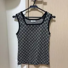 FUN タンクトップ ノースリーブのサムネイル