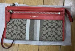 コーチ　coach ストラップ　レッド　長財布