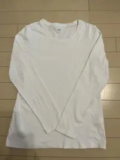 ユニクロ長袖tシャツ