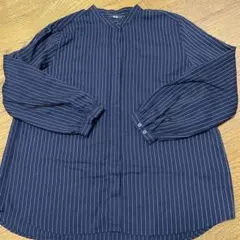 ユニクロ紺地に白ストライプシャツＬ