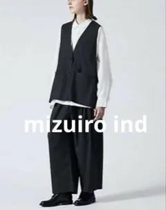 【ミズイロインド】　ディープVネックワイドベスト　ネイビー　 未使用　入学式